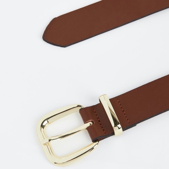 H&M premium selection brown leather belt with gold hardware XS 1” width - Picture 2 of 2